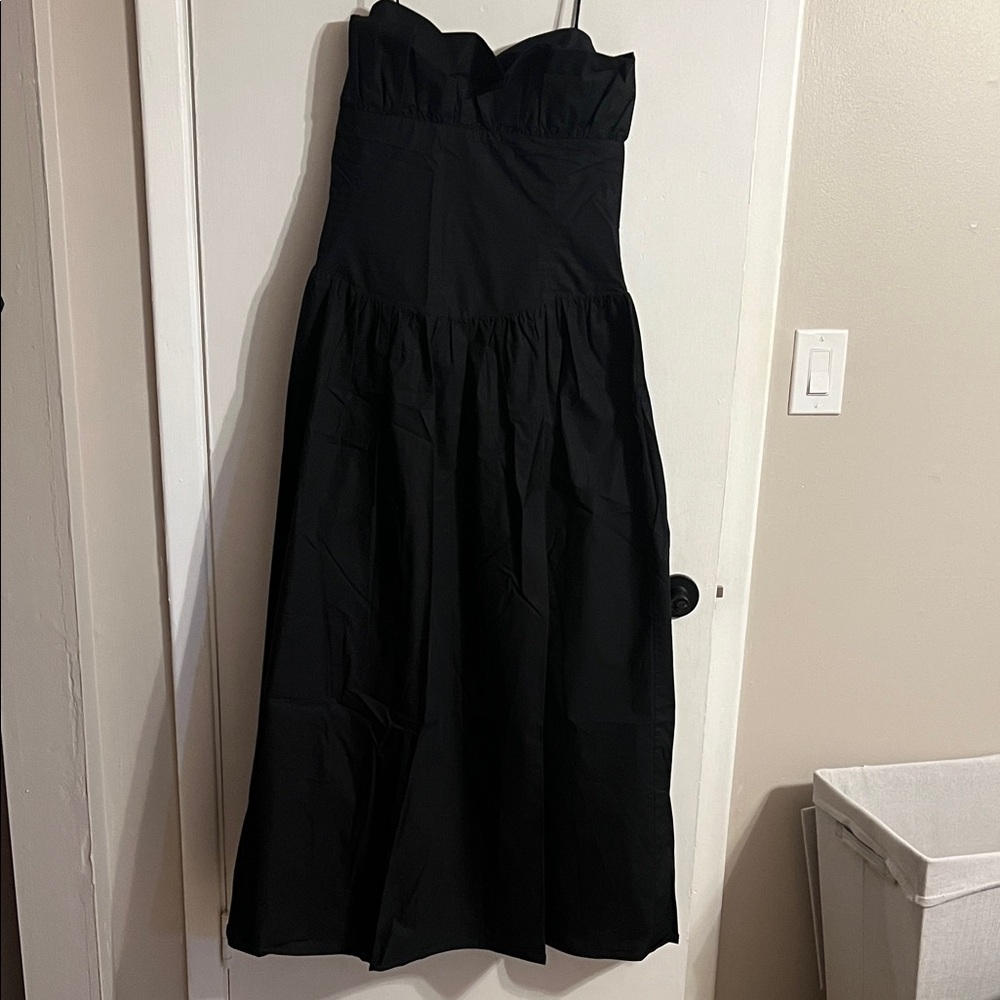 Meshki Black Strapless Gown - Picture 3 of 4
